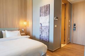 Oakridge Hotel & Spa