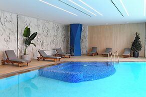 Oakridge Hotel & Spa