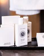 Oakridge Hotel & Spa