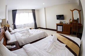 Kampong Thom Palace Hotel