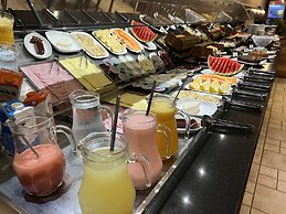 Premier Garden Hotel