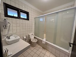 Premier Garden Hotel