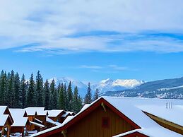 Alders 46 Outpost Dr