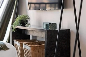 Luxury Furnished Apartments by Hyatus Downtown at Yale