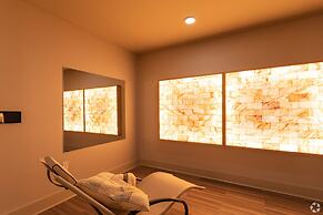 Luxury Furnished Apartments by Hyatus Downtown at Yale