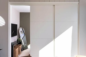 Luxury Furnished Apartments by Hyatus Downtown at Yale