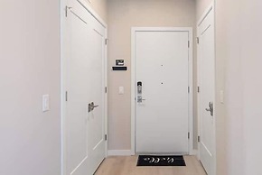 Luxury Furnished Apartments by Hyatus Downtown at Yale