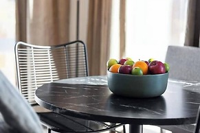 Luxury Furnished Apartments by Hyatus Downtown at Yale