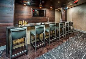 Luxury Furnished Apartments by Hyatus Downtown at Yale