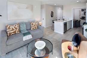 Luxury Furnished Apartments by Hyatus Downtown at Yale