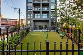 Luxury Furnished Apartments by Hyatus Downtown at Yale