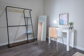 Luxury Furnished Apartments by Hyatus Downtown at Yale