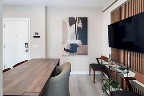 Luxury Furnished Apartments by Hyatus Downtown at Yale