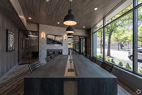 Luxury Furnished Apartments by Hyatus Downtown at Yale