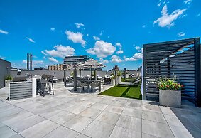 Luxury Furnished Apartments by Hyatus Downtown at Yale