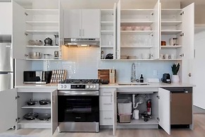 Luxury Furnished Apartments by Hyatus Downtown at Yale