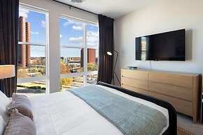 Luxury Furnished Apartments by Hyatus Downtown at Yale