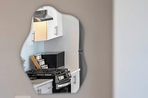 Luxury Furnished Apartments by Hyatus Downtown at Yale