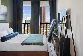 Luxury Furnished Apartments by Hyatus Downtown at Yale