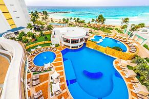 Krystal Grand Cancun All Inclusive