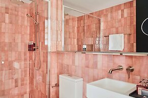 Quincy Hotel Melbourne