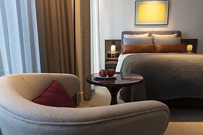 Next Hotel Melbourne, Curio Collection by Hilton