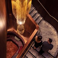 Next Hotel Melbourne, Curio Collection by Hilton