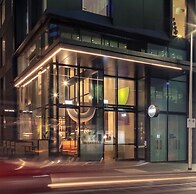 Next Hotel Melbourne, Curio Collection by Hilton