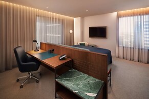 Next Hotel Melbourne, Curio Collection by Hilton