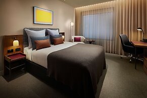 Next Hotel Melbourne, Curio Collection by Hilton