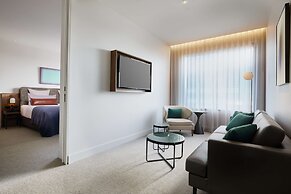 Next Hotel Melbourne, Curio Collection by Hilton