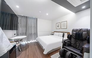 Brown Dot Hotel Busan Sajik Stadium