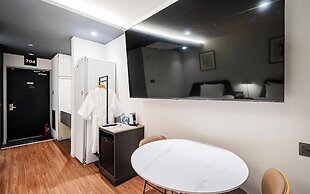 Brown Dot Hotel Busan Sajik Stadium