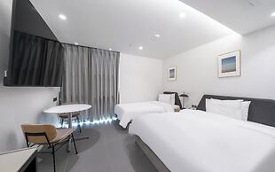 Brown Dot Hotel Busan Sajik Stadium