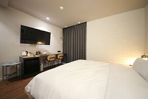 Brown Dot Hotel Busan Sajik Stadium