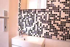 Modern Apartment in The Heart of Vienna 8