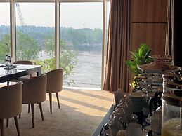 Diamond Stars Ben Tre Hotel