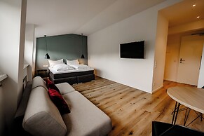 Coffee Fellows Hotel & Longstay