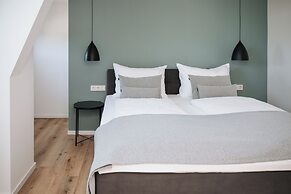 Coffee Fellows Hotel & Longstay