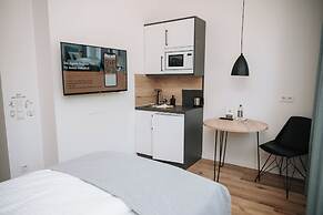 Coffee Fellows Hotel & Longstay