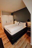 Coffee Fellows Hotel & Longstay