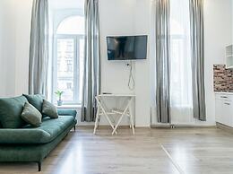 Modern Apartment Wiener Stadthalle 1