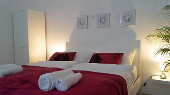 Modern Apartment Wiener Stadthalle 1