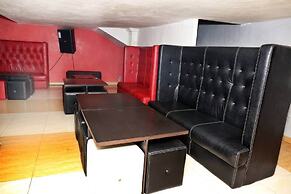 Zeus Paradise Hotel Abuja