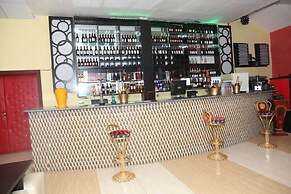 Zeus Paradise Hotel Abuja