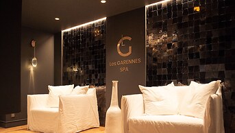 Chateau Les Garennes