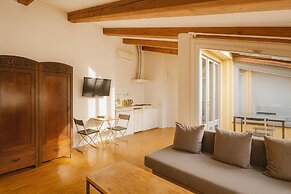dHomes - Apartments and Rooms