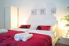 Modern Apartment Wiener Stadthalle 2