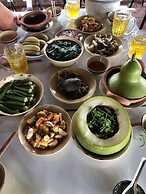 Bau Bi Mini Farmstay Mekong - Tien Giang