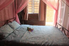 Bau Bi Mini Farmstay Mekong - Tien Giang